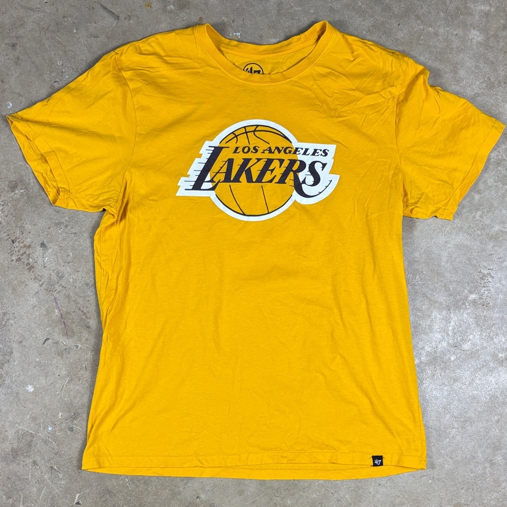 Men's Large 47 Brand Lakers Gold Tee